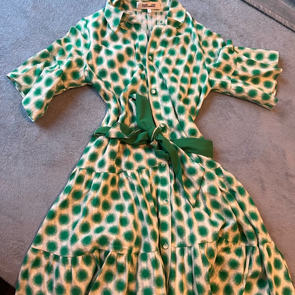 Diane Von Furstenberg Green and White Dress